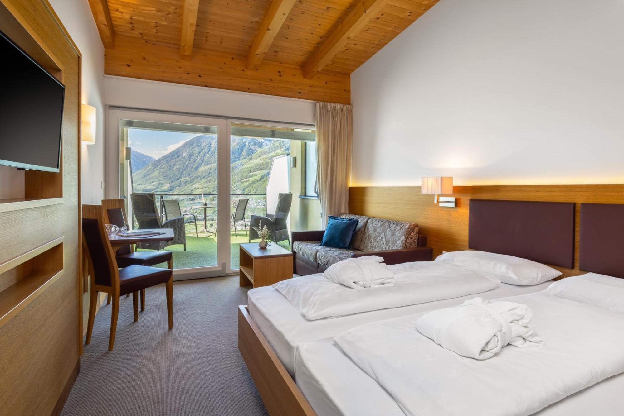 Hotel Panorama Tirolo Exterior photo