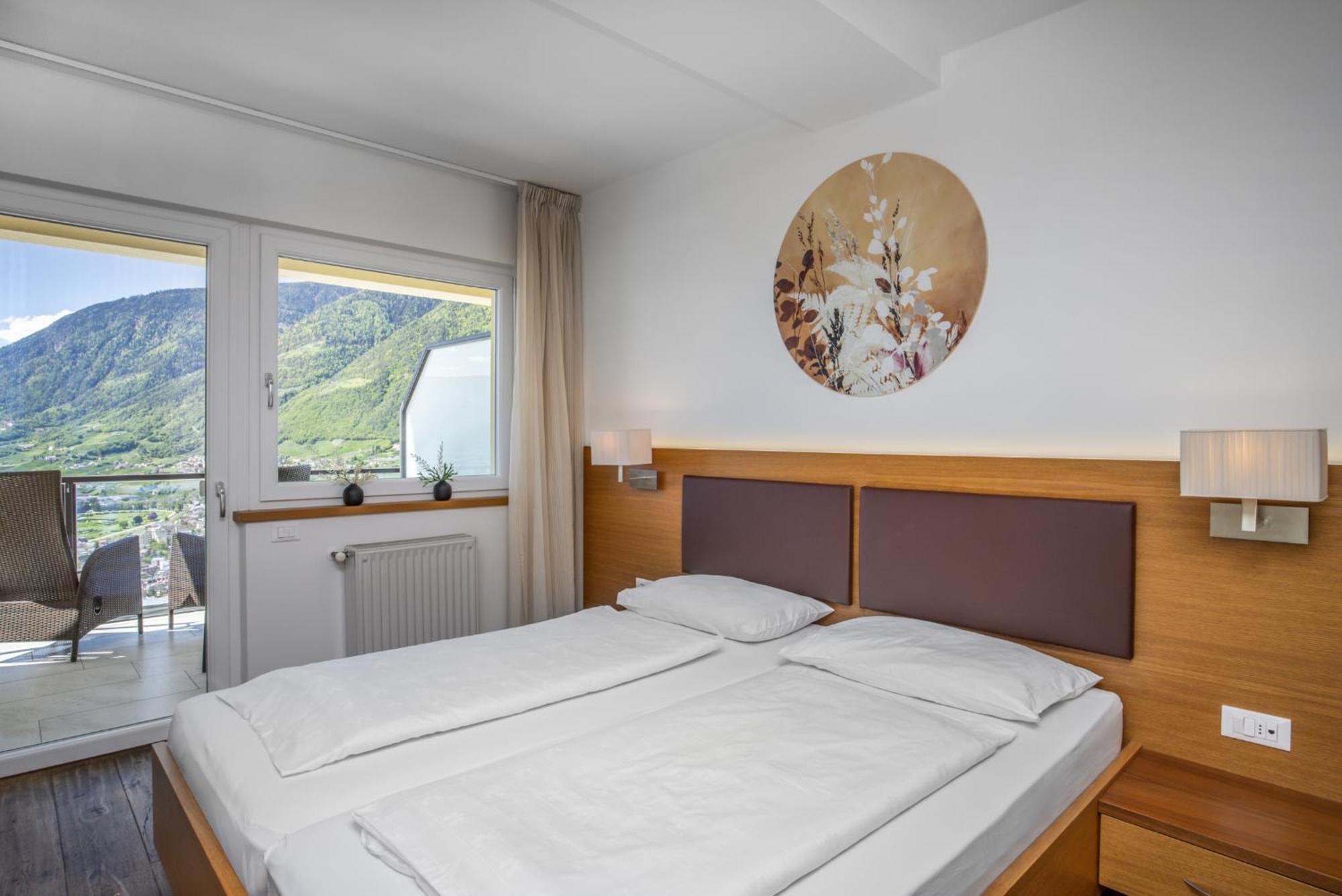 Hotel Panorama Tirolo Exterior photo